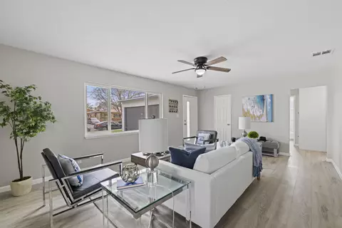 Living - 44609 6th St E, Lancaster, CA 93535 photo 1 of 2