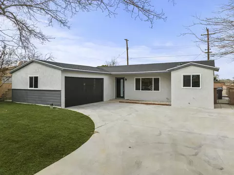 44609 6th St E, Lancaster, CA 93535