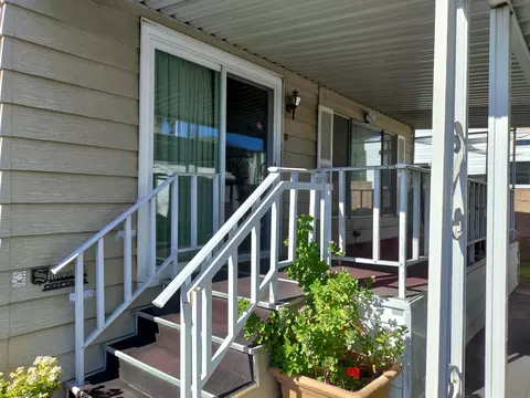 13120 Bradley Ave #SPC 56, Sylmar, CA 91342
