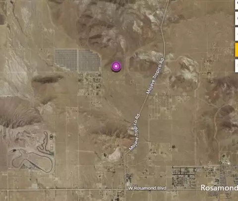 Favorito, Rosamond, CA 93560