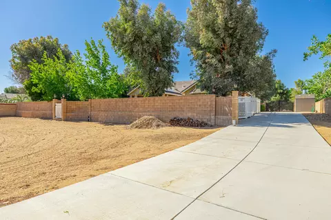 Exterior - 4053 Paddock Way, Quartz Hill, CA 93536 photo 18 of 26
