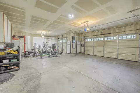 Exterior - 4053 Paddock Way, Quartz Hill, CA 93536 photo 13 of 26