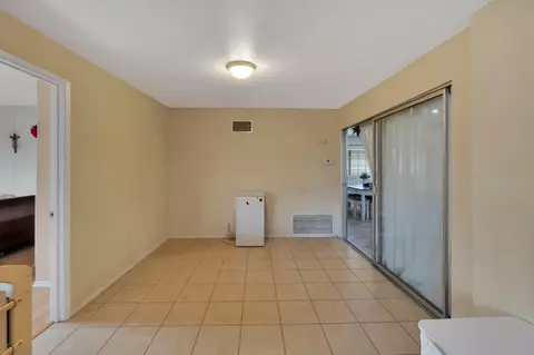 Kitchen - 1132 Lancaster Blvd E, Lancaster, CA 93535 photo 2 of 2