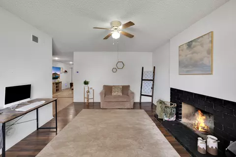 Living - 1132 Lancaster Blvd E, Lancaster, CA 93535 photo 1 of 10