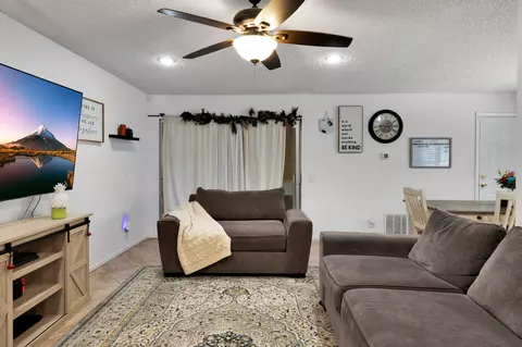 Living - 1132 Lancaster Blvd E, Lancaster, CA 93535 photo 4 of 10