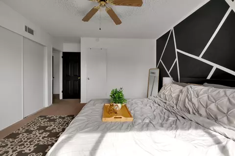 Bedroom - 1132 Lancaster Blvd E, Lancaster, CA 93535 photo 12 of 14