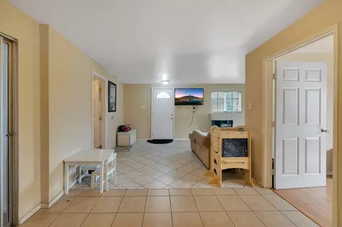 Living - 1132 Lancaster Blvd E, Lancaster, CA 93535 photo 10 of 10