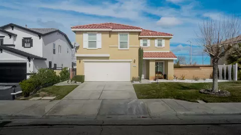 1825 Ivesbrook St E, Lancaster, CA 93535