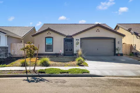 1145 Seeger Ave E, Visalia, CA 93292