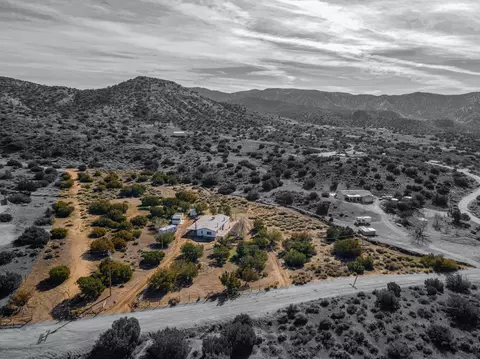 View/Area - 24314 Transvaal Rd, Tehachapi, CA 93561 photo 3 of 5
