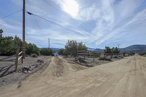 View/Area - 24314 Transvaal Rd, Tehachapi, CA 93561 photo 4 of 5