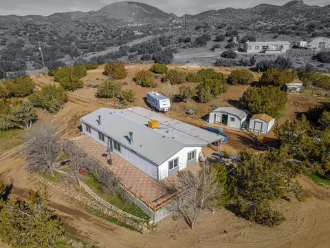 View/Area - 24314 Transvaal Rd, Tehachapi, CA 93561 photo 1 of 5
