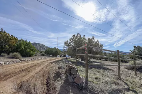 View/Area - 24314 Transvaal Rd, Tehachapi, CA 93561 photo 5 of 5