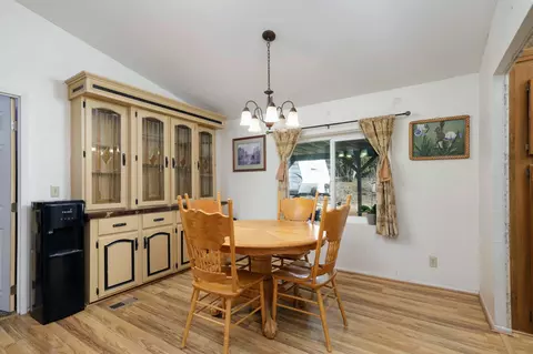 Dining - 24314 Transvaal Rd, Tehachapi, CA 93561 photo 1 of 1