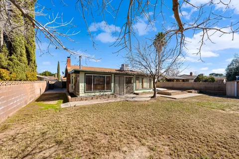 Exterior - 44235 Shad St, Lancaster, CA 93536 photo 3 of 14