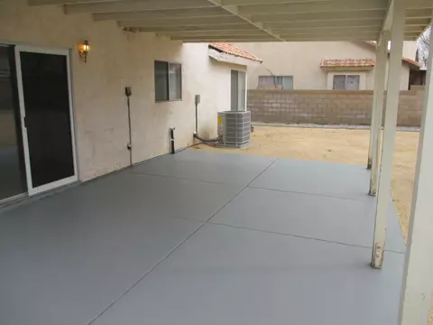 Exterior - 708 Whitlatch Dr, Lancaster, CA 93535 photo 7 of 8