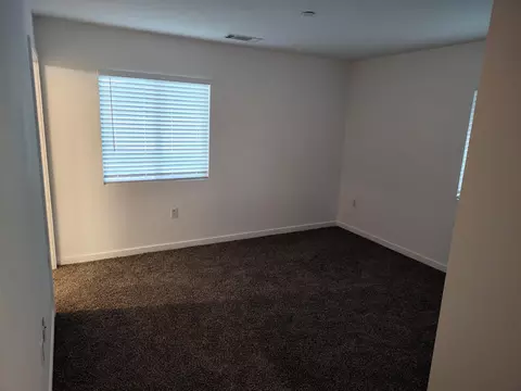 120 Glory St, Palmdale, CA 93551 photo 3