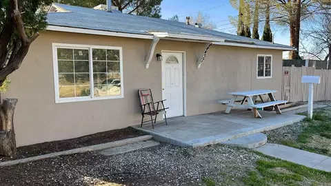 44437 11th St W, Lancaster, CA 93534