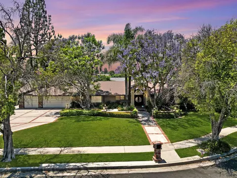 9441 Texhoma Ave, Northridge, CA 91325
