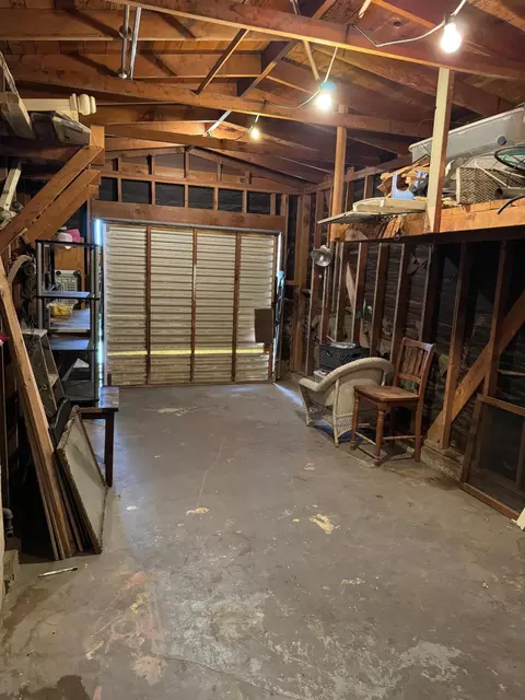 15945 Rexroth St, Mojave, CA 93501 photo 9