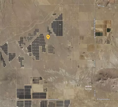 120 Th St W Billie Ave, Rosamond, CA 93560