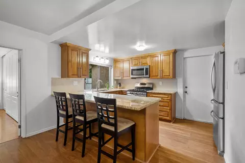 Kitchen - 2259 Sequoia Ave, Simi Valley, CA 93063 photo 1 of 6