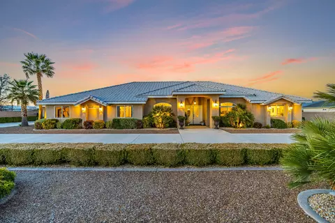 8137 Ave E12 W, Lancaster, CA 93536