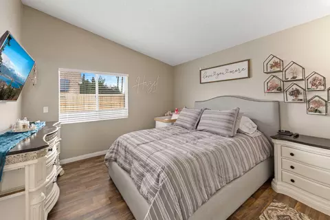 Bedroom - 5301 Adobe Dr, Palmdale, CA 93552 photo 4 of 5