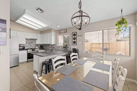 Dining - 5301 Adobe Dr, Palmdale, CA 93552 photo 1 of 2