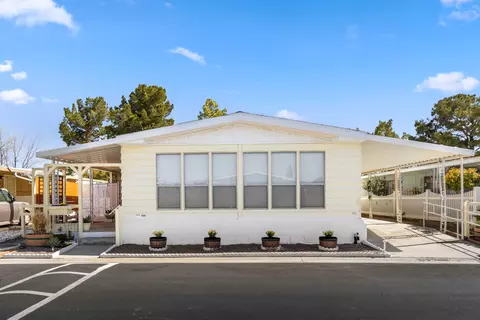 48303 20th St West St W #6, Lancaster, CA 93534