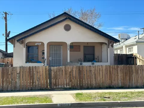 Exterior - 16063 K St, Mojave, CA 93501 photo 10 of 11