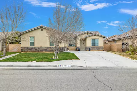Exterior - 2061 Kettering St E, Lancaster, CA 93535 photo 1 of 10