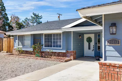 Exterior - 21413 Madre St, Tehachapi, CA 93561 photo 2 of 9
