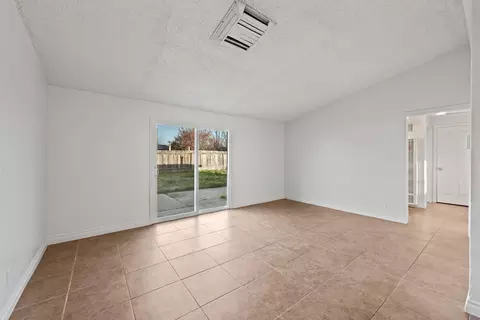 Living - 44622 Raysack Ave, Lancaster, CA 93535 photo 1 of 1