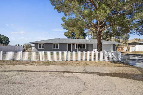 38911 161st St E, Palmdale, CA 93591