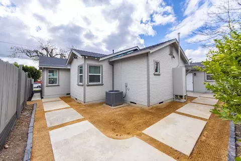 Exterior - 315 1st Street St, Fillmore, CA 93015 photo 6 of 8