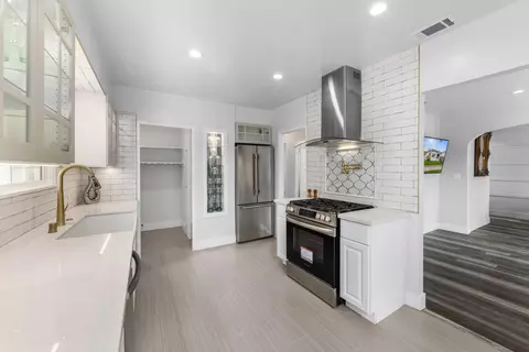 Kitchen - 315 1st Street St, Fillmore, CA 93015 photo 2 of 7