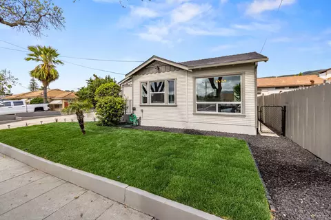 Exterior - 315 1st Street St, Fillmore, CA 93015 photo 2 of 8