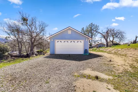 Exterior - 19150 Quail Dr, Tehachapi, CA 93561 photo 8 of 8