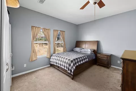 Bedroom - 19150 Quail Dr, Tehachapi, CA 93561 photo 1 of 6