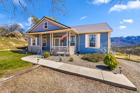Exterior - 19150 Quail Dr, Tehachapi, CA 93561 photo 2 of 8