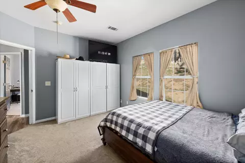 Bedroom - 19150 Quail Dr, Tehachapi, CA 93561 photo 2 of 6