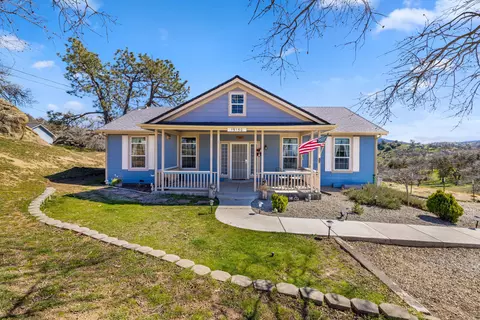 19150 Quail Dr, Tehachapi, CA 93561