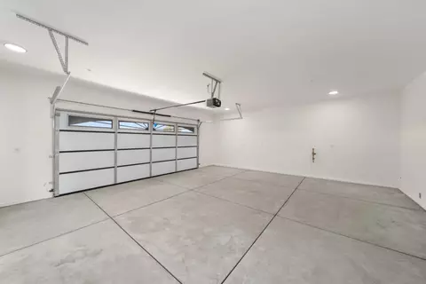 Exterior - 37954 100th St E St E, Littlerock, CA 93543 photo 3 of 4