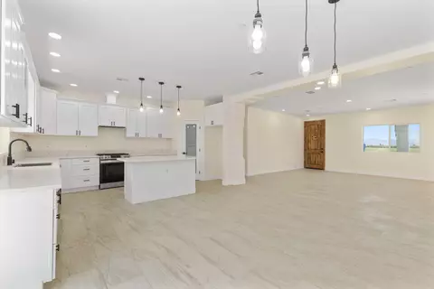 Other - 37954 100th St E St E, Littlerock, CA 93543 photo 2 of 9