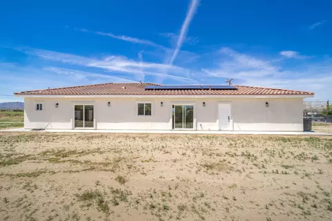 Exterior - 37954 100th St E St E, Littlerock, CA 93543 photo 4 of 4