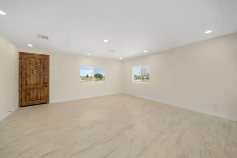 Other - 37954 100th St E St E, Littlerock, CA 93543 photo 1 of 9