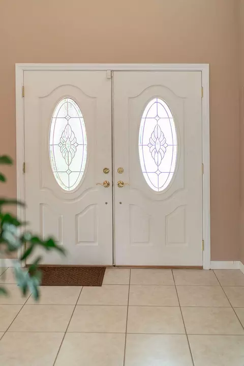 Entry Way - 44118 Fine Cir W, Lancaster, CA 93536 photo 1 of 3