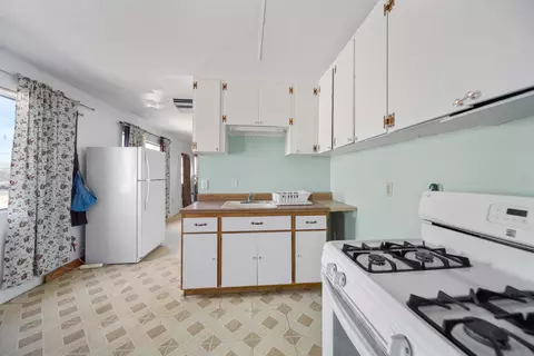 26850 N Hampton Rd, Boron, CA 93516 photo 8