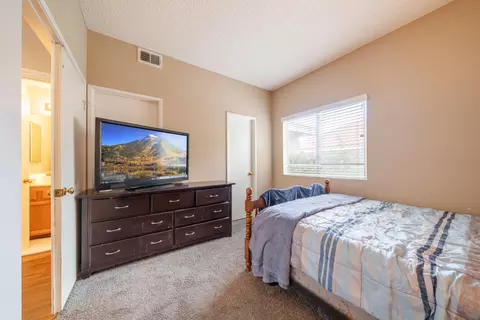 Bedroom - 3446 Bromley Ct, Palmdale, CA 93551 photo 3 of 7
